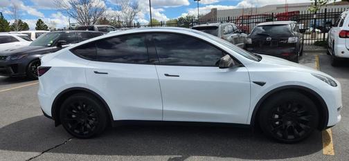 2023 Tesla Model Y Long Range Dual Motor All-Wheel Drive