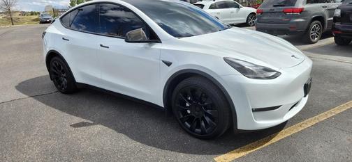 2023 Tesla Model Y Long Range Dual Motor All-Wheel Drive