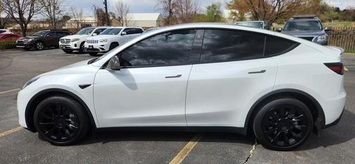 2023 Tesla Model Y Long Range Dual Motor All-Wheel Drive