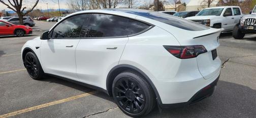 2023 Tesla Model Y Long Range Dual Motor All-Wheel Drive