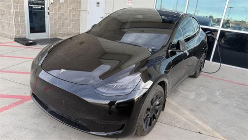 2023 Tesla Model Y Long Range Dual Motor All-Wheel Drive