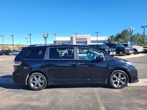 2016 Toyota Sienna SE