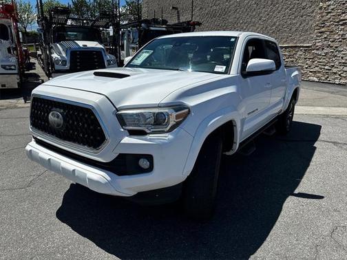 2018 Toyota Tacoma SR