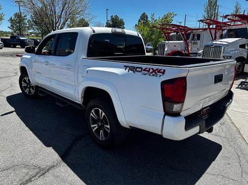 2018 Toyota Tacoma SR