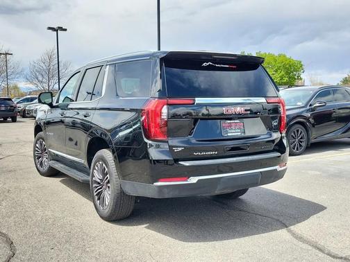 Black 2025 GMC Yukon Elevation 4WD