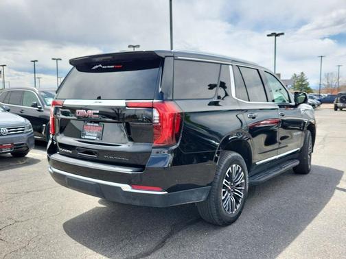 Black 2025 GMC Yukon Elevation 4WD