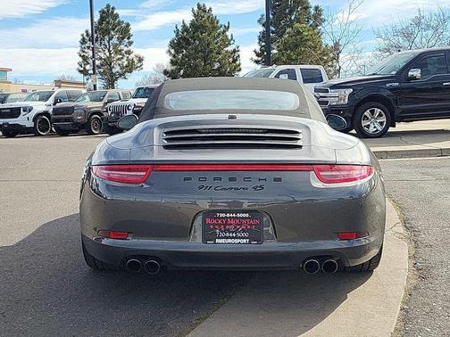 2014 Porsche 911 Carrera 4S Cabriolet