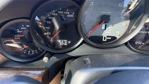 2014 Porsche 911 Carrera 4S Cabriolet