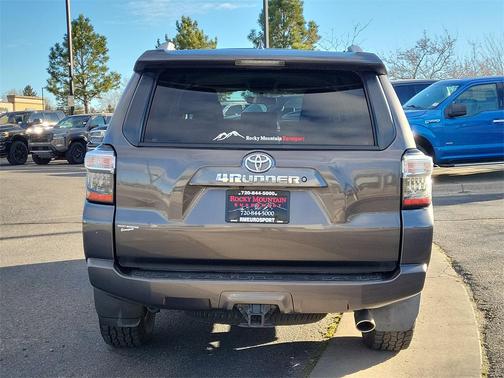 2018 Toyota 4Runner SR5