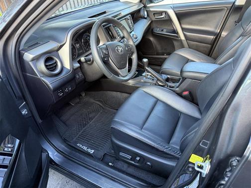 2017 Toyota RAV4 Limited