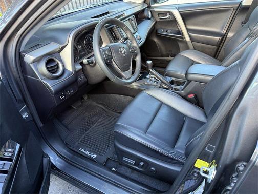 2017 Toyota RAV4 Limited
