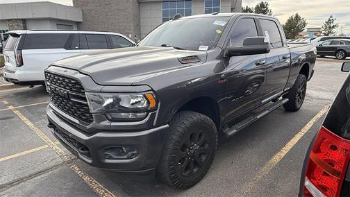 2022 RAM 2500 Big Horn Crew Cab 4x4 6'4' Box