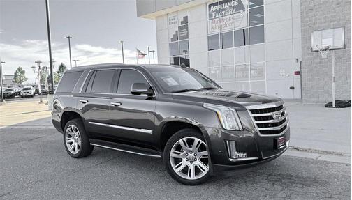 2017 Cadillac Escalade Luxury