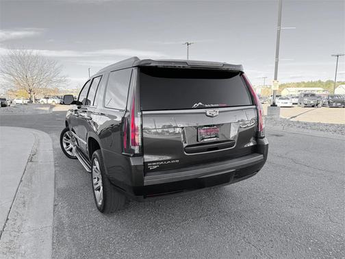 2017 Cadillac Escalade Luxury