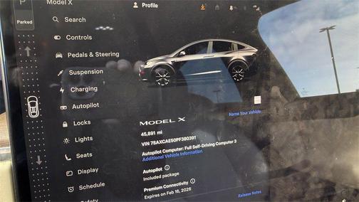 2023 Tesla Model X Standard Range