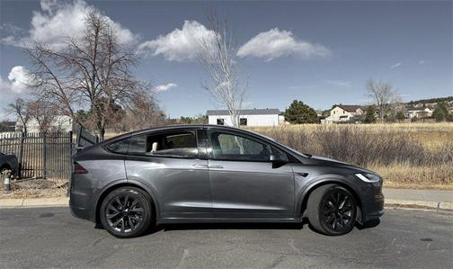 2023 Tesla Model X Standard Range