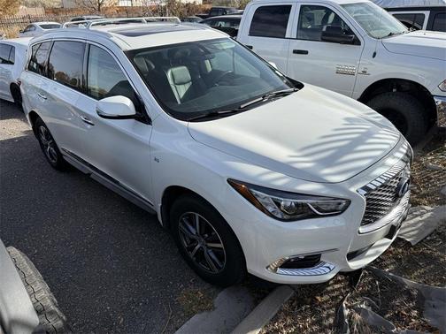 2017 INFINITI QX60 Base