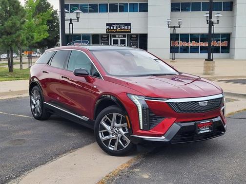 2025 Cadillac OPTIQ Luxury 1 AWD