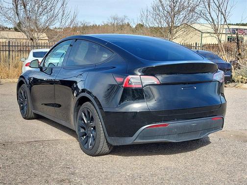 2022 Tesla Model Y Long Range Dual Motor All-Wheel Drive