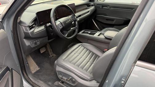 Green 2024 Kia EV9 Land