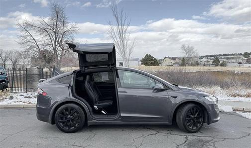 2022 Tesla Model X Plaid Tri Motor All-Wheel Drive