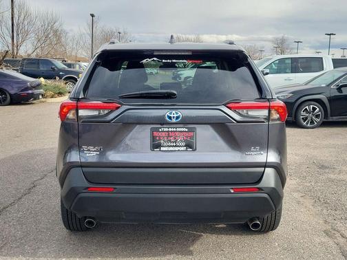 2023 Toyota RAV4 Hybrid LE