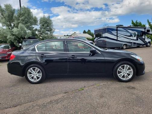 2013 INFINITI G37x Base