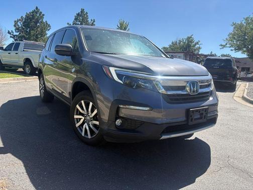 Gray 2022 Honda Pilot AWD EX-L