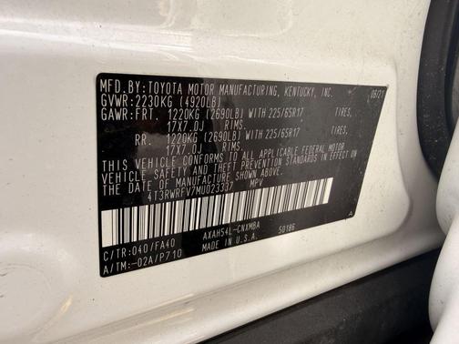 White 2021 Toyota RAV4 Hybrid XLE