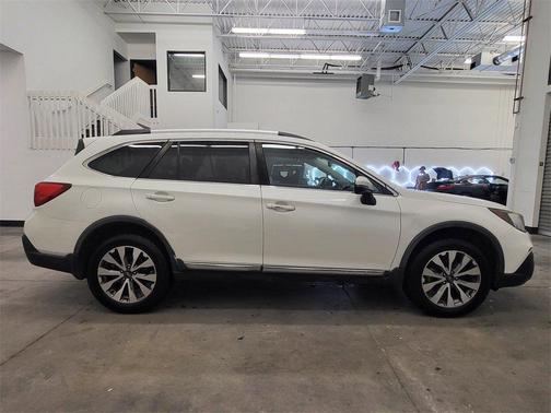 2019 Subaru Outback 3.6R Touring