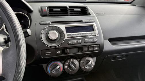 Gray 2007 Honda Fit Base
