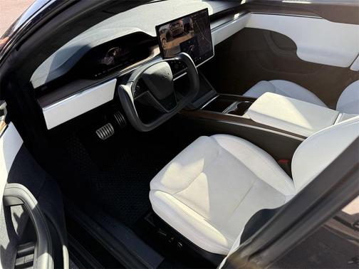 2023 Tesla Model S 