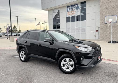 2019 Toyota RAV4 XLE