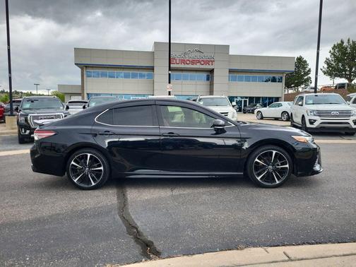 Blue 2018 Toyota Camry XSE