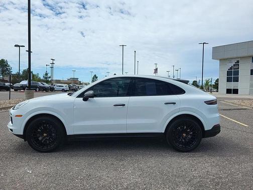 White 2023 Porsche Cayenne Cayenne