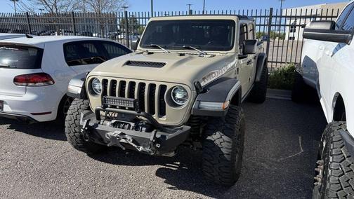 Beige 2020 Jeep Gladiator Mojave 4x4