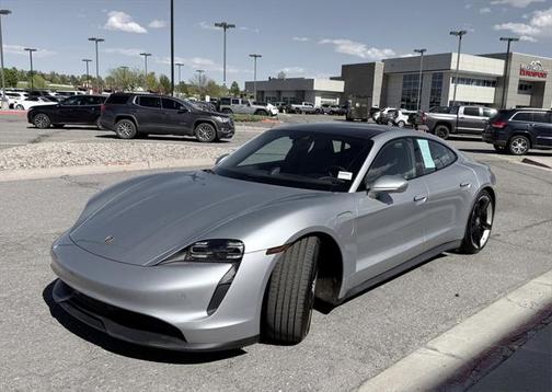 2022 Porsche Taycan 4S