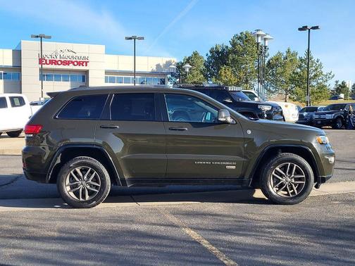 Green 2017 Jeep Grand Cherokee Limited