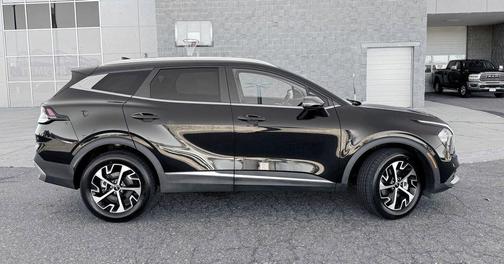 2023 Kia Sportage Hybrid EX
