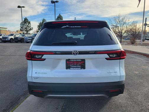 2024 Toyota Grand Highlander Hybrid XLE