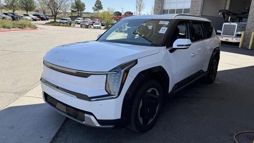 White 2025 Kia EV9 Land