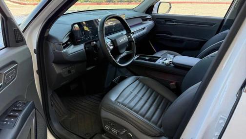 White 2025 Kia EV9 Land