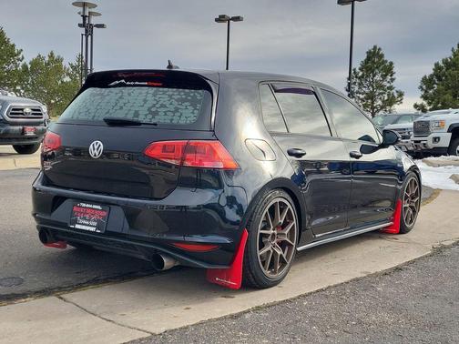 2017 Volkswagen Golf GTI 