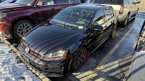 2017 Volkswagen Golf GTI 