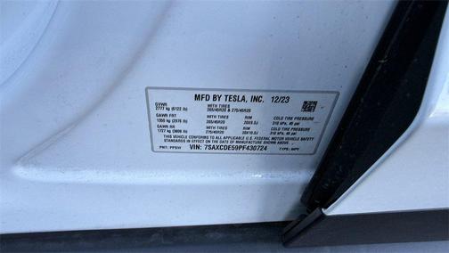 2023 Tesla Model X Base