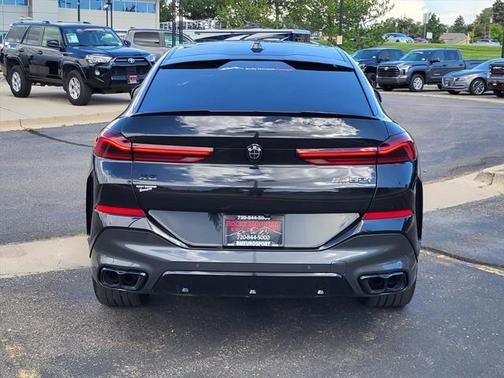 2025 BMW X6 M60i