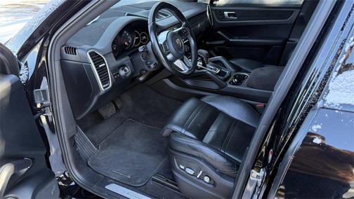 2020 Porsche Cayenne Cayenne