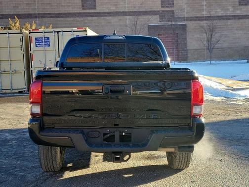 2022 Toyota Tacoma SR