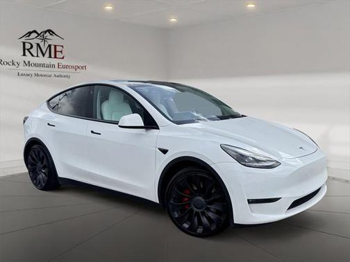 2022 Tesla Model Y Performance Dual Motor All-Wheel Drive
