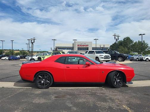 2016 Dodge Challenger R/T Scat Pack